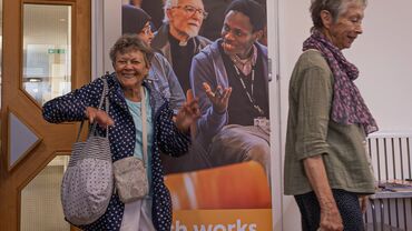 39 AS8 A2079 jpg 2000 x 1667